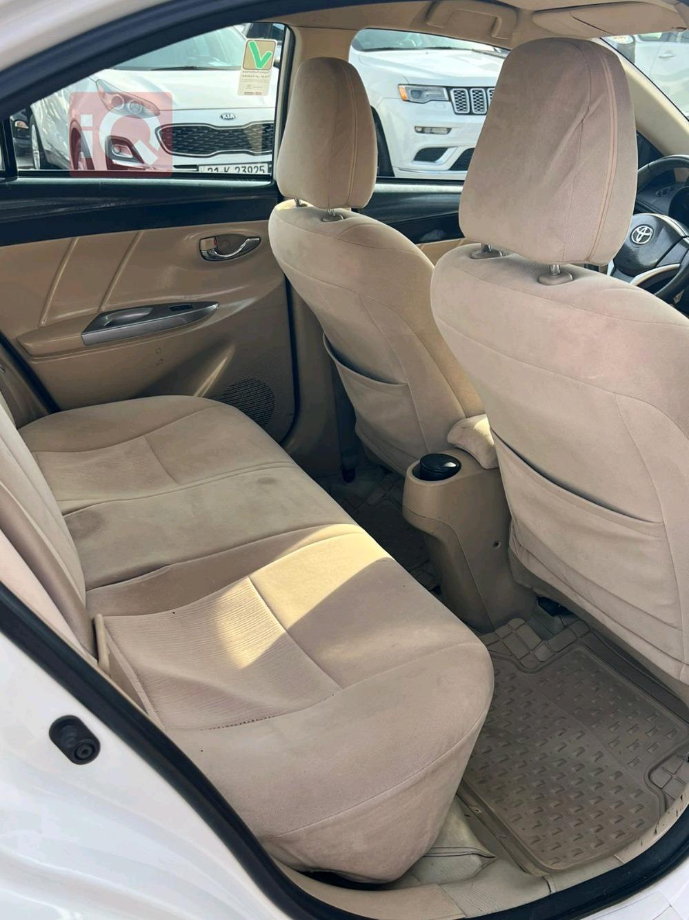 تۆیۆتا یارس